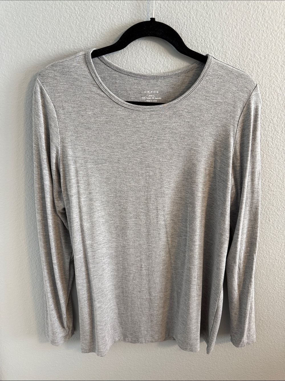 Grace Long Sleeve Tee in Light Gray